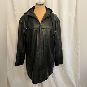 Wilsons Leather Women’s Black Leather 3/4 Coat with hood.  Size L R246